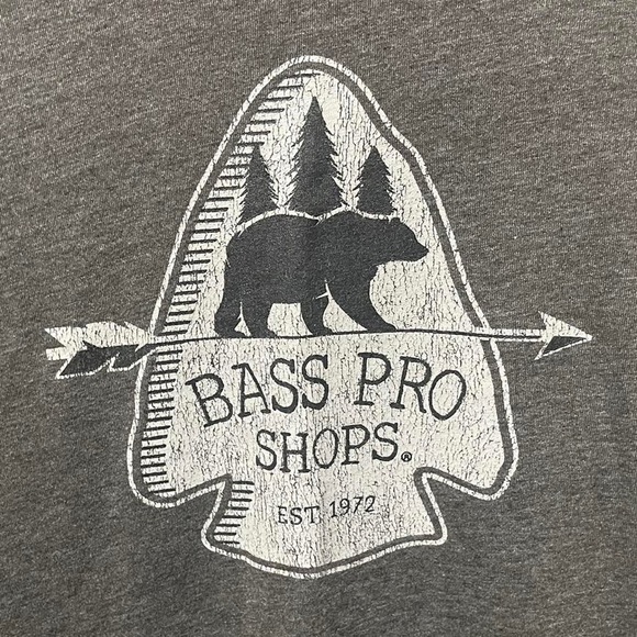 bass pro shops spearhead shaped graphic with arrow & bear outdoor crewneck shirt - Picture 2 of 4